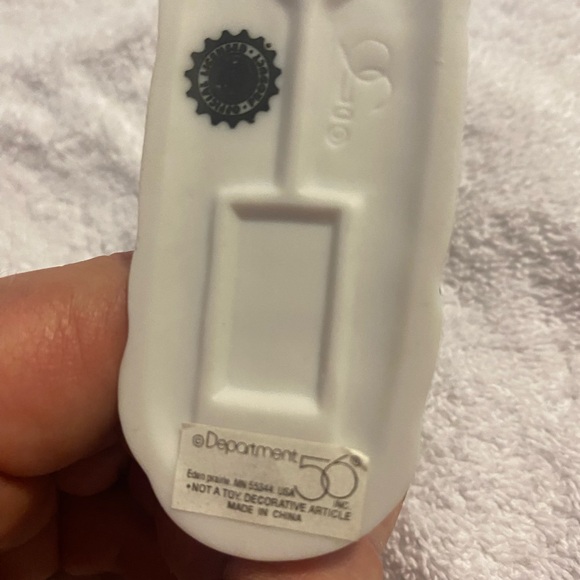 Harley-Davidson collectible Department 56 Ready For The Road - Picture 8 of 8